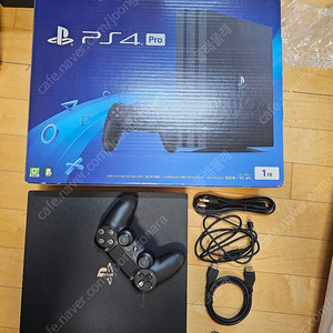 PS4 PRO 7218B 팝니다