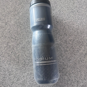카멜백 뉴포디엄 칠 24OZ(710ML) 블랙(BLACK) 팝니다 (가격내림)