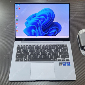 삼성 갤럭시북4 프로 NT940XGQ-A71AG 14인치 판매합니다