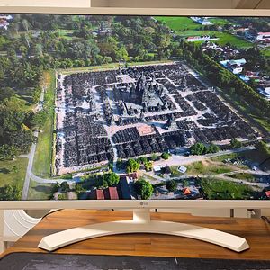 LG 32인치 화이트 IPS 모니터