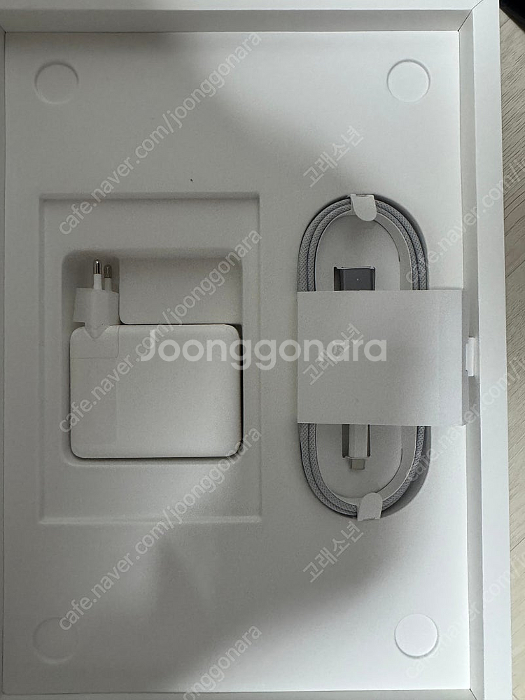 맥북 프로 16 M2 Pro 16GB 512GB--4
