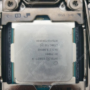I9 7900X