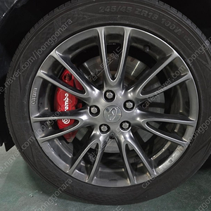 인피니티 G37 18인치 휠
