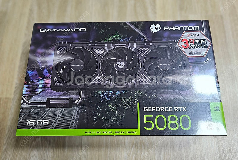 게인워드 지포스 RTX 5080 팬텀 D7 16GB--0