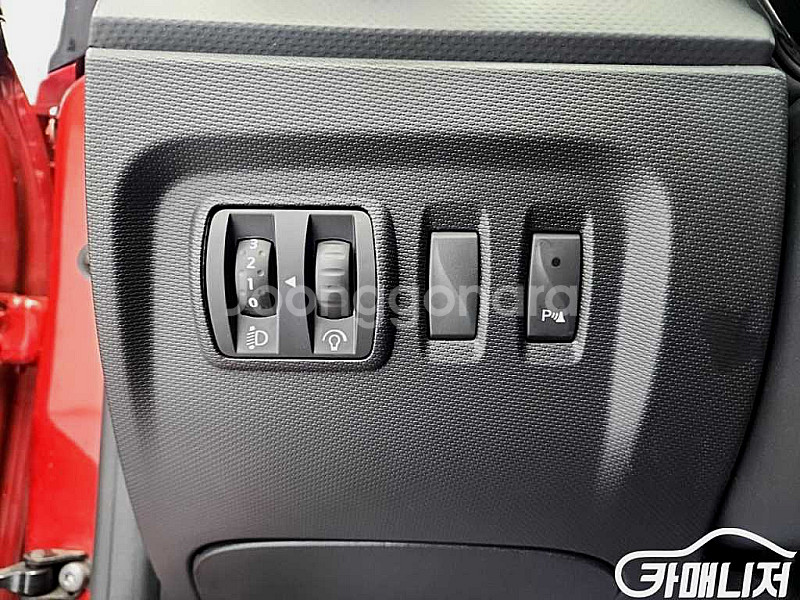 [르노코리아(삼성)]QM3 디젤 1.5 RE 시그니처 소닉 레드 2015 년 중고차 ★군미필,저신용자 전용 할부★--8