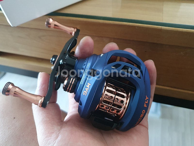 경량 베이트릴 좌핸들 팝니다.--3