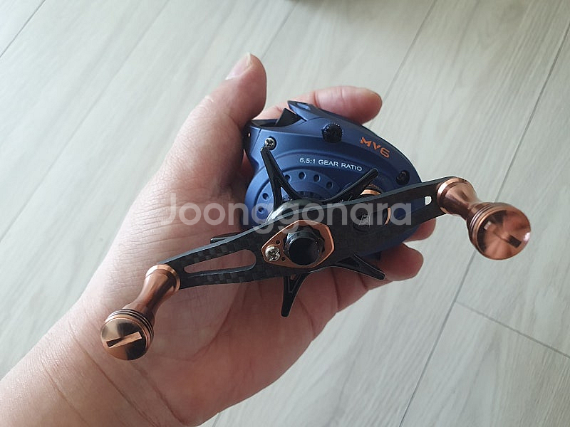 경량 베이트릴 좌핸들 팝니다.--5