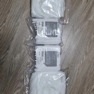 부직포 일회용 위생모자 300개 이상 + 우레탄 방수 앞치마 H형(대형)1개