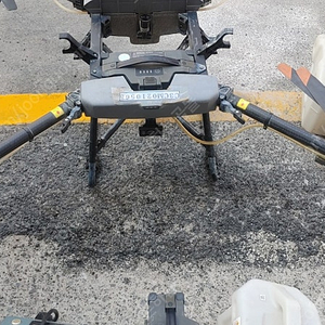 dji t10 방제드론 및 1톤 트럭