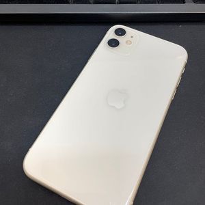 아이폰11 화이트 64GB 사설교체 상태좋은 중고15만 팝니다