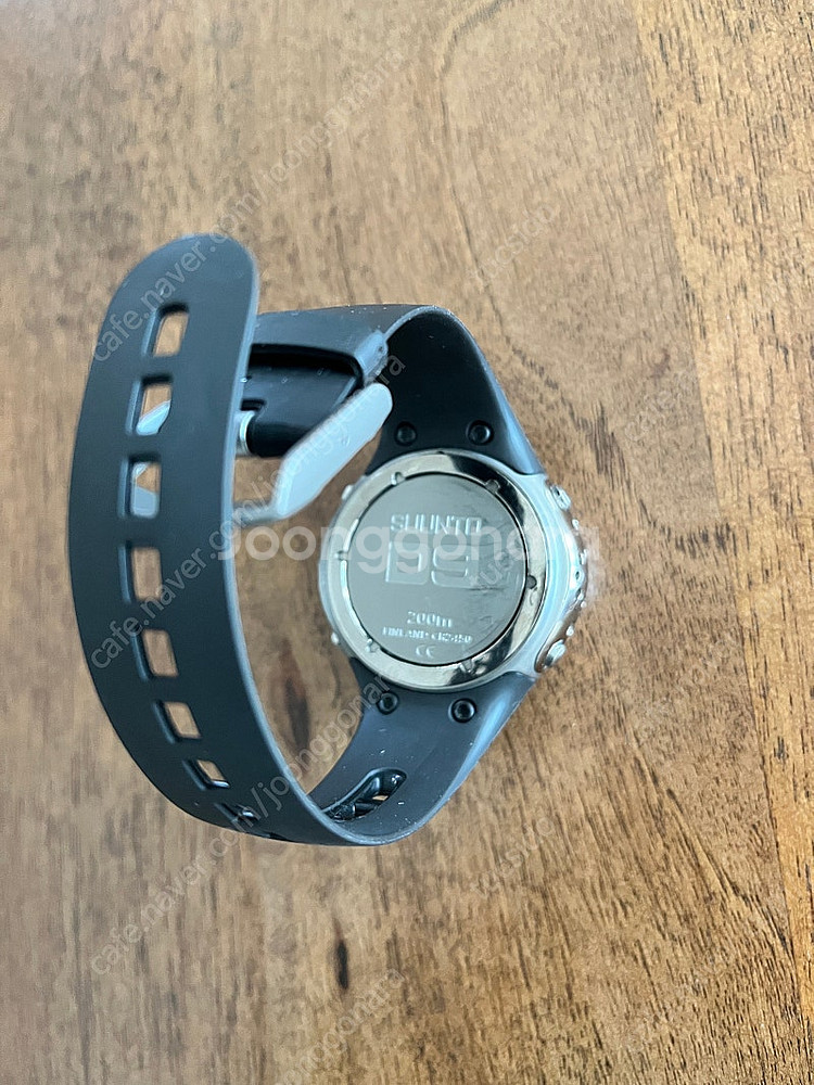 순토 Suunto D9 스쿠버다이빙 컴퓨터 팝니다--1