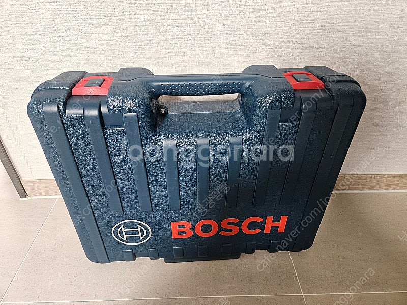 보쉬 충전 컷쏘기 GSA 18 V-LI--4