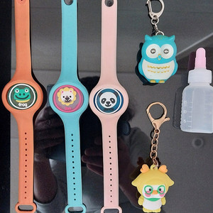 유아동 동물팔찌 3개, 키링 2개, 지비츠 17개 반값택포 5천원