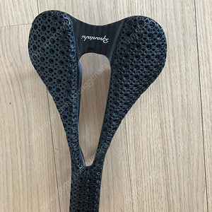 3D프린팅 카본안장