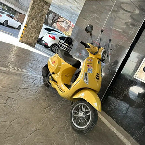 베스파 125lx 8천키로 노랭이 팝니다.