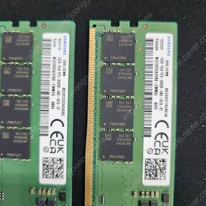 삼성 DDR5 5600 16G 두개 판매합니다.