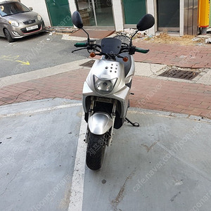 출퇴근용으로 타시기 적합한 대림 에이포50cc 판매 합니다 보험료 저렴 가성비 좋은 스쿠터 싸게 팔아요...