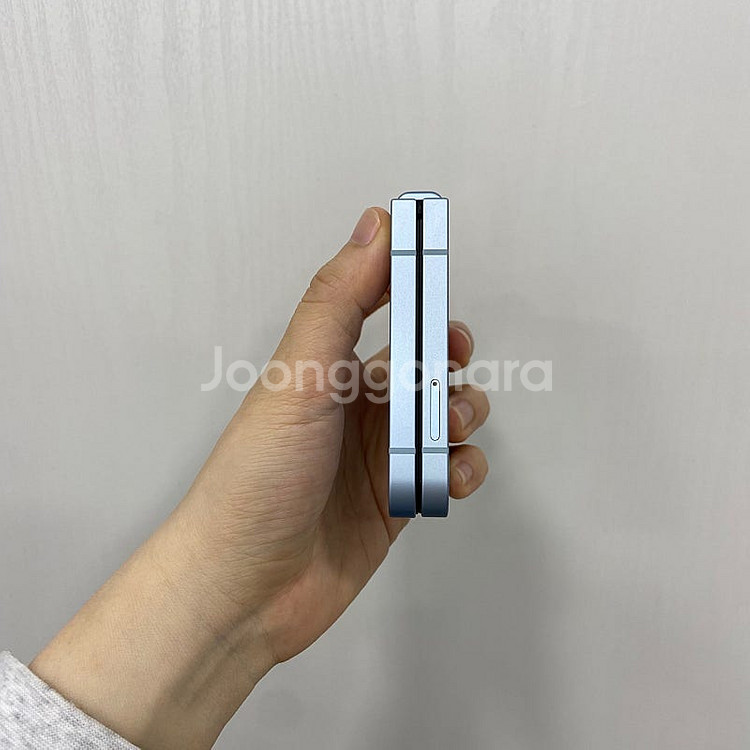 85740 A급. 갤럭시Z플립6 256기가 블루 팝니다...--3
