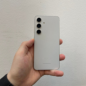 갤럭시S24 그레이 256GB 무잔상 상태좋은 중고53만팝니다