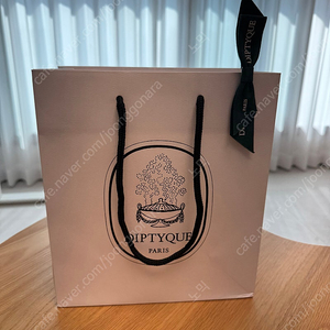 딥티크 쇼핑백
