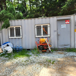 3 X 6 현장사무실 컨테이너 팝니다.