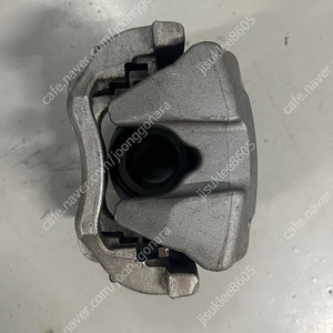 bmw g30 520d 정품 1p캘리퍼 양쪽 판매합니다