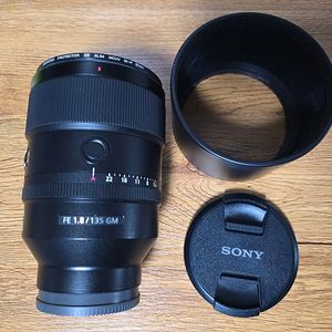 소니 135GM F1.8 렌즈 판매
