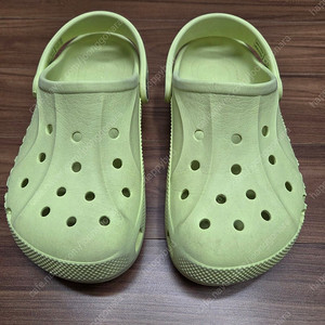 크록스 키즈 바야 클로그 J3, 택포