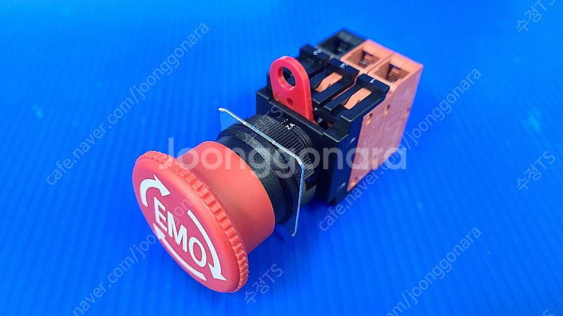 OMRON옴론 비상 스위치 A22E-M-12 시리즈팝니...--6