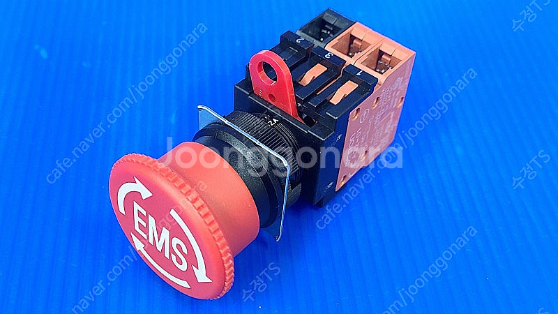 OMRON옴론 비상 스위치 A22E-M-12 시리즈팝니...--9