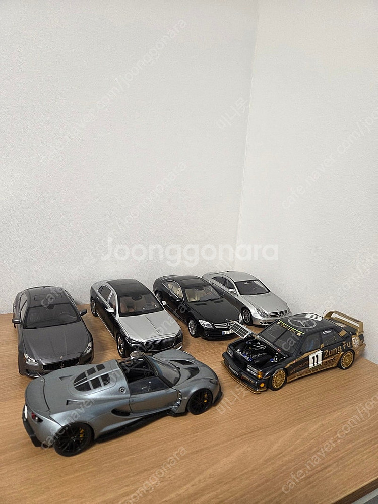 1:18 다이캐스트 6대 일괄 판매합니다--0