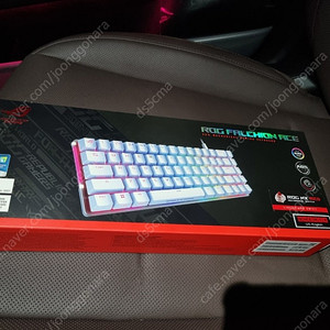 ASUS ROG FALCHION ACE WHITE 미니