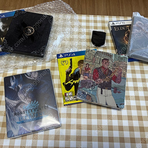 PS4,PS5 타이틀 스틸북 포함 몇개랑 ,스텔라 블레이드 일어판 팔아요