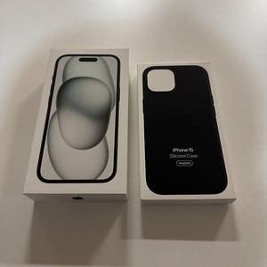 아이폰 15 256GB 검정 색상 판매합니다.