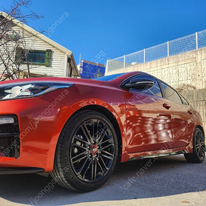 더뉴 K3 GT 18인치 블랙휠 순정휠 중고휠 팝니다