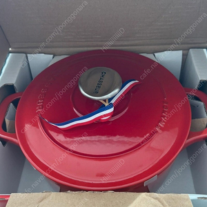 스타우브같은 프랑스 주물 차세르 새상품 20cm 풀박스선물가능