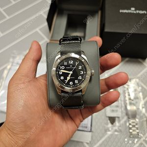 해밀턴 카키필드 익스페디션 37mm 검판