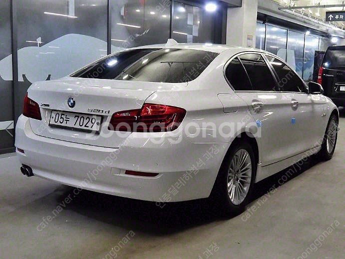@13년식 5시리즈(6세대) 520d xDrive 전국...--4