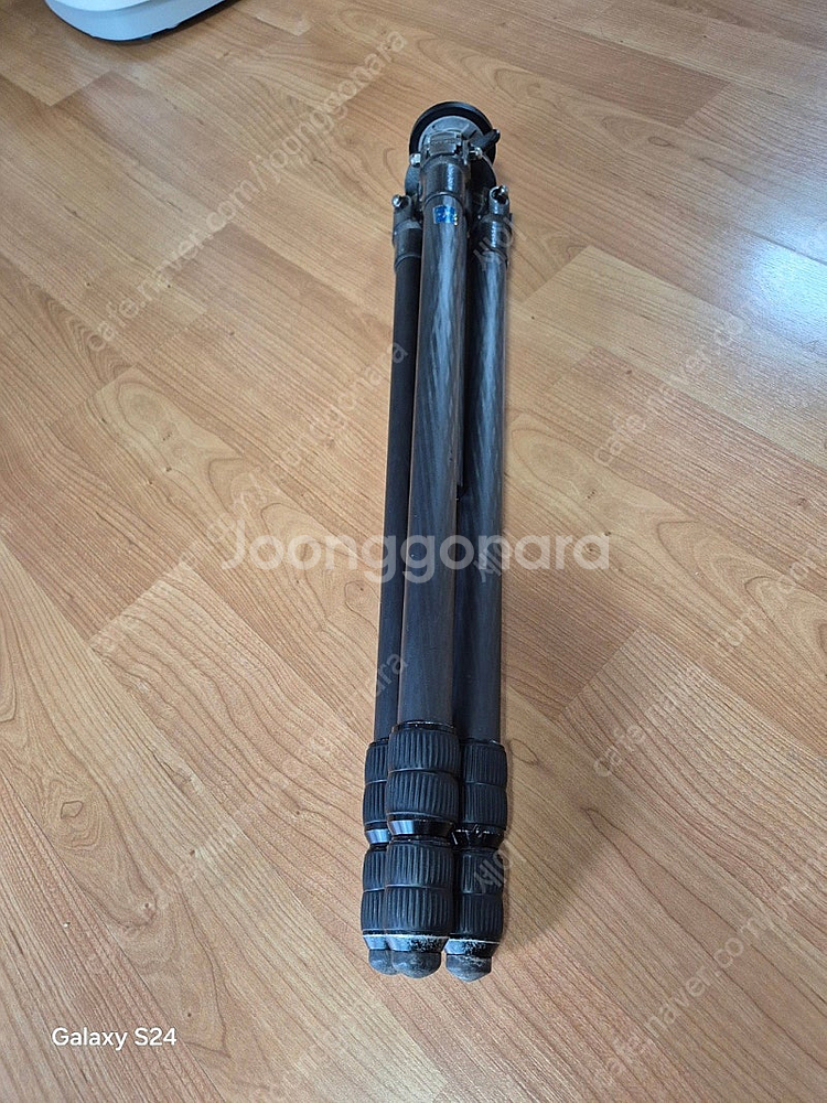 짓죠 3단 카본 삼각대 G1327 대포용 팝니다.--3