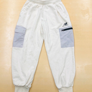 130사이즈 뉴발란스 트레이닝바지 정품 아이보리 키즈