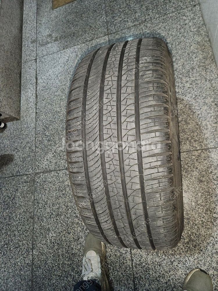 피렐리 한국타이어 벤투스 중고타이어 245 40 45 ...--1