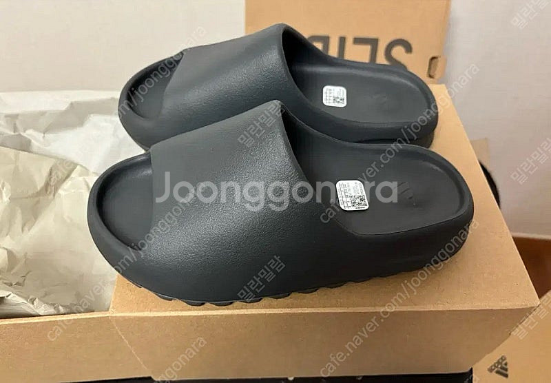 아디다스 이지슬라이드 그래닛 그레이 260 (us 9....--2