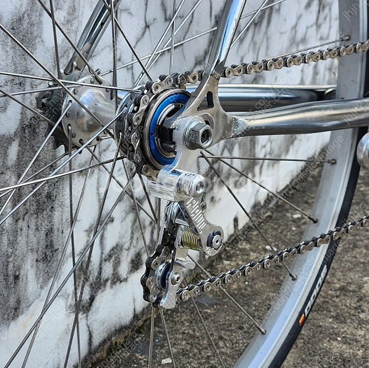 Paul components Melvin chain t...--4