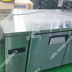 그랜드우성1500간냉식테이블냉동냉장고GWFM-150FT냉동1칸냉장1칸 간냉식입니다