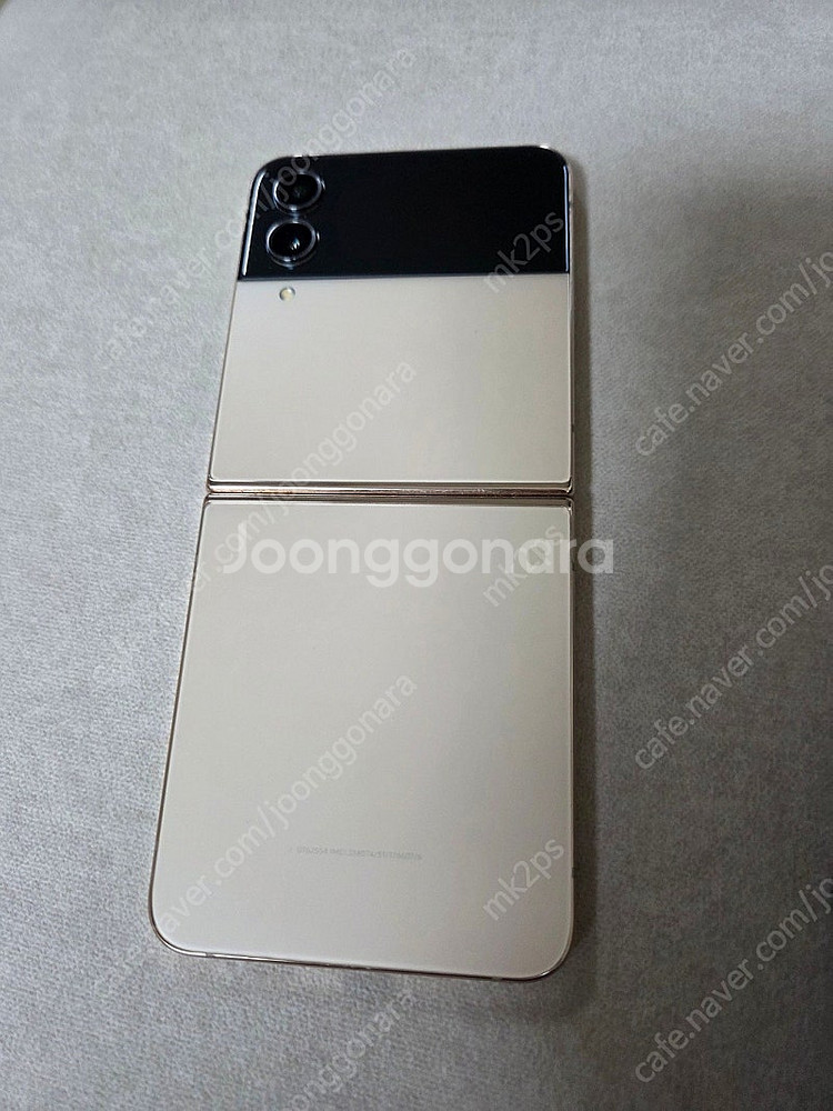 개인 - 갤럭시 플립 4 256gb 자급제 팝니다--4