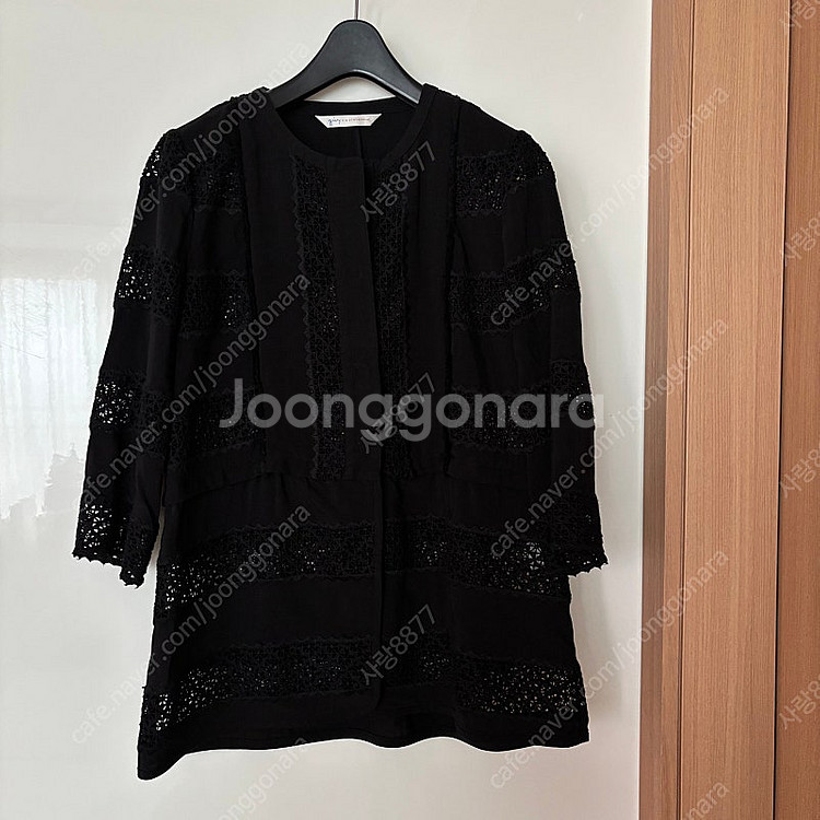 기비 펀칭 아일렛 레이스 블라우스 겸 자켓 출근룩결혼식...--0