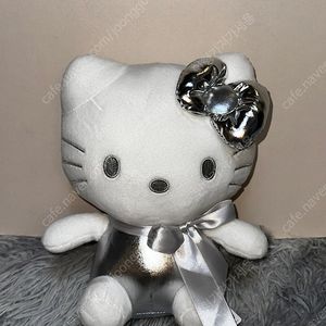 실버 키티 중형인형 팔아요