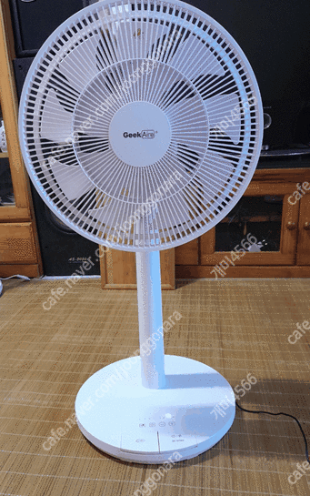 geek 풋터치 서큘레이터 선풍기본체 2023년식 30000원