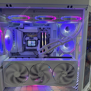 9800x3d 5080 어마 아이스 y70 4k
