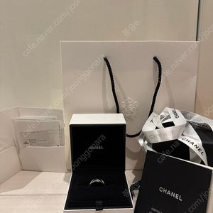 샤넬 코코크러쉬 링 화이트골드 스몰 56